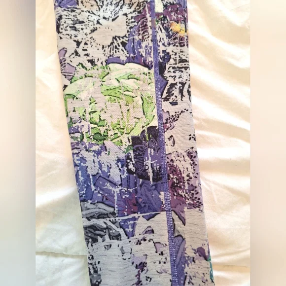 SWEATY BETTY Betty | Workout Leggings - Picture 7 of 10